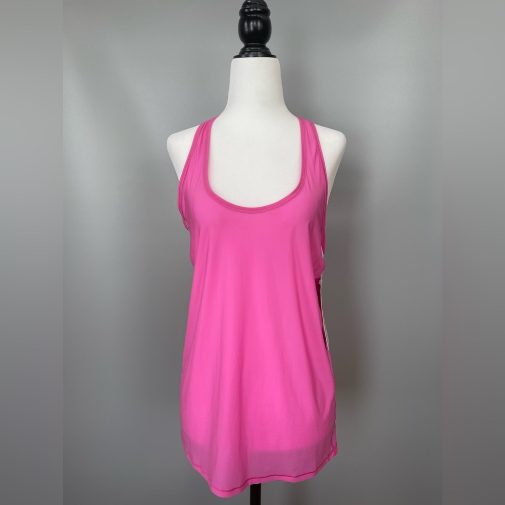 Lululemon tank top brand new !